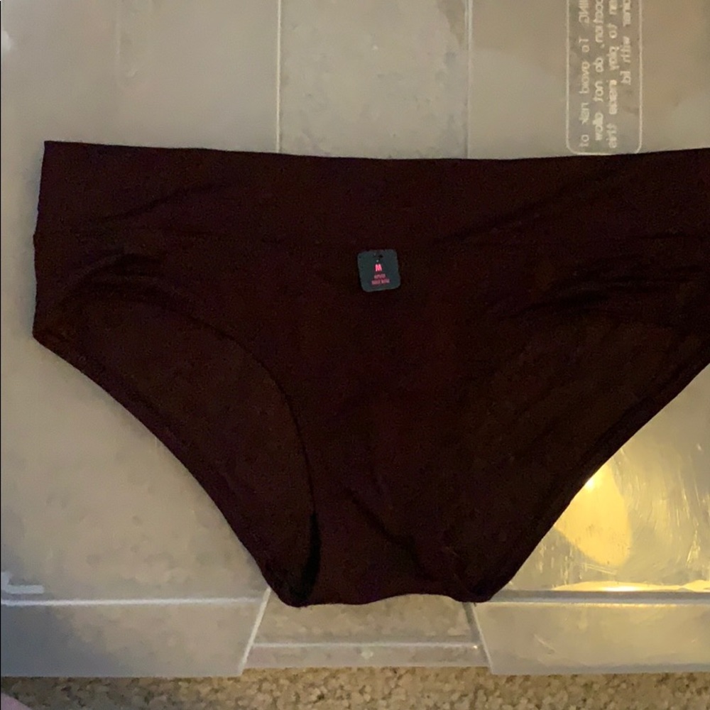 (3for$10) La Senza burgundy hipster